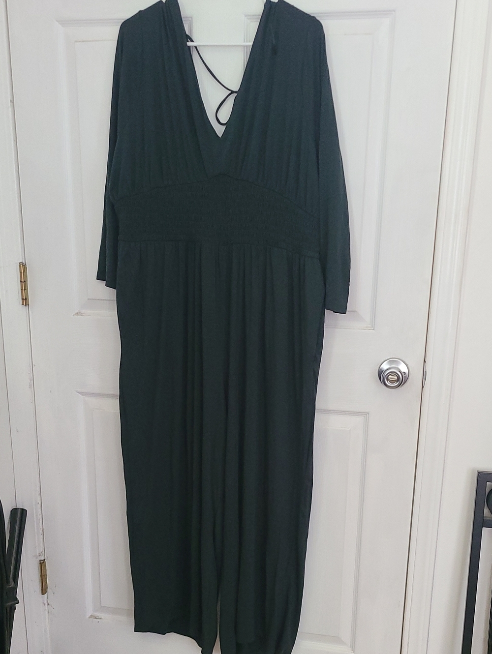 Deep V-Neck Long Sleeve Green Jumpsuit